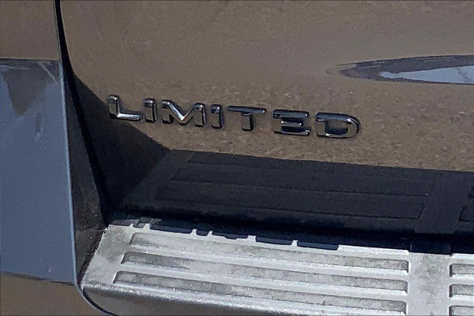 Used 2023 Dark Matter Gray Ford Limited image 10