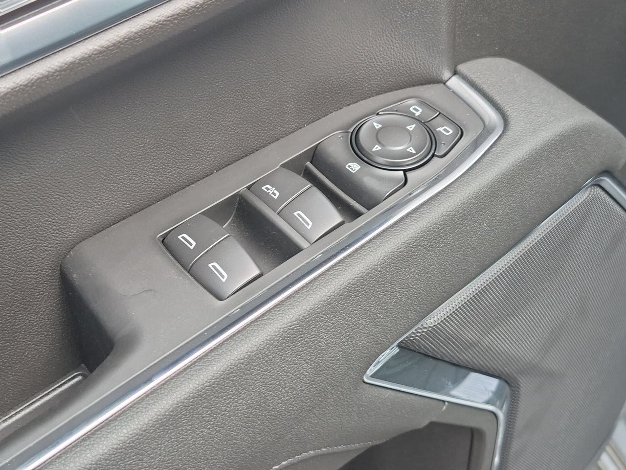 2026 Chevrolet Silverado 1500 RST - Photo 21