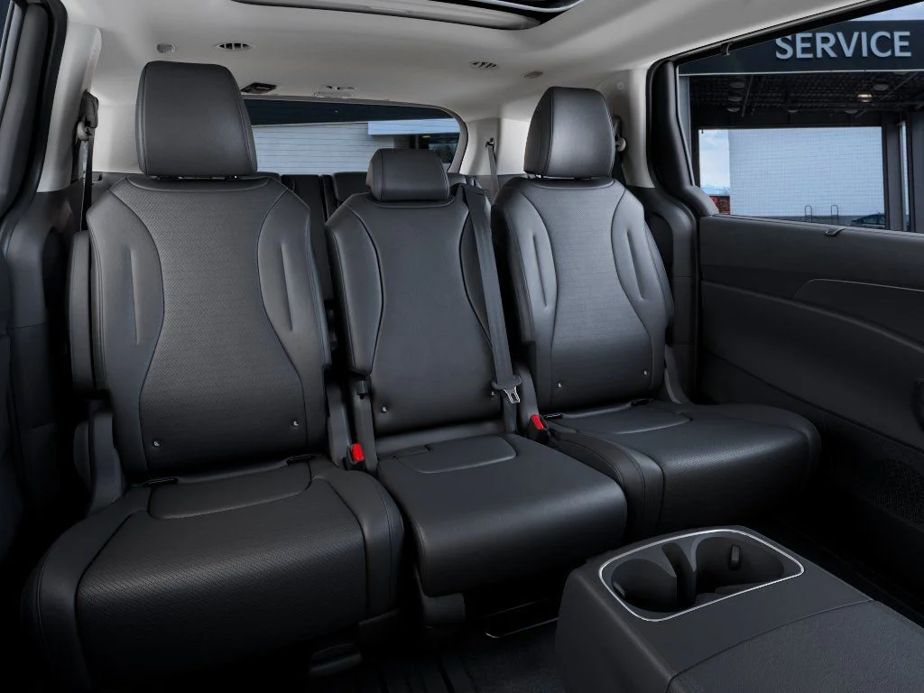 New 2026 Ceramic Silver Kia SX Prestige image 16