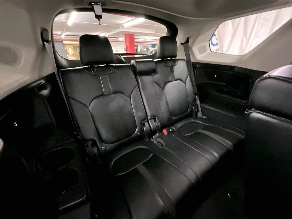 Used 2024 White Honda Touring image 17