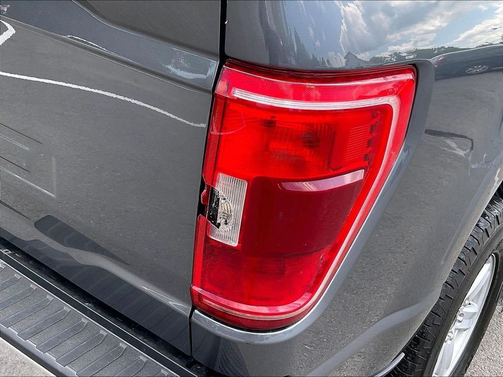 Used 2022 Gray Ford XLT image 31