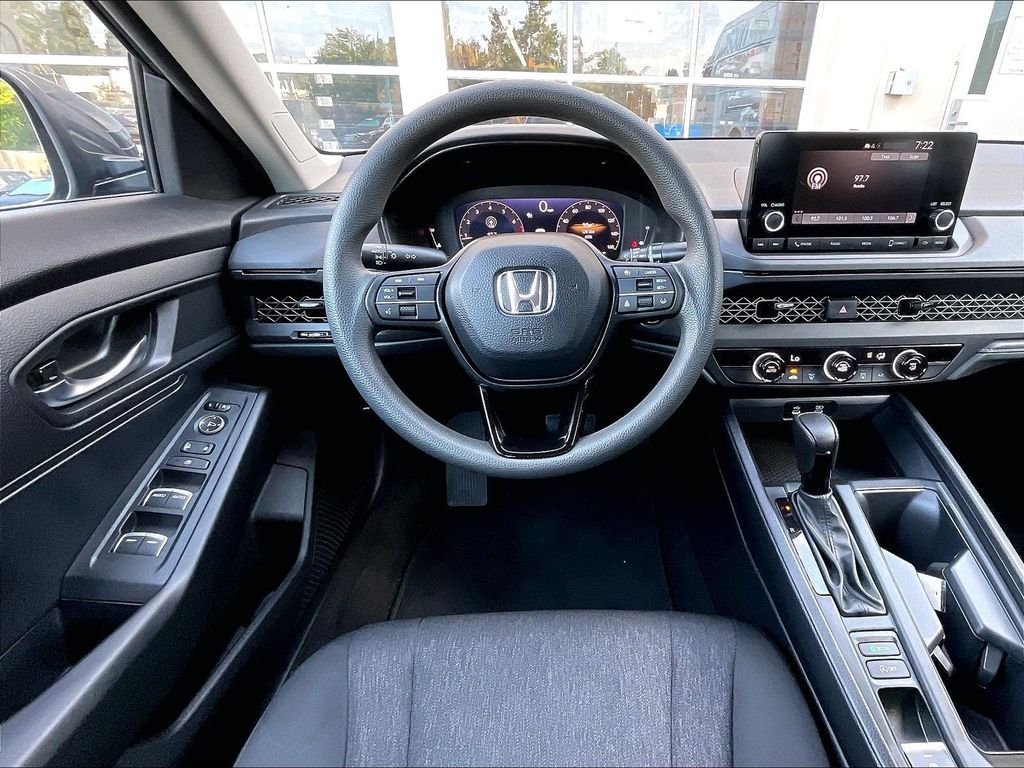 Used 2023 Gray Honda LX image 17