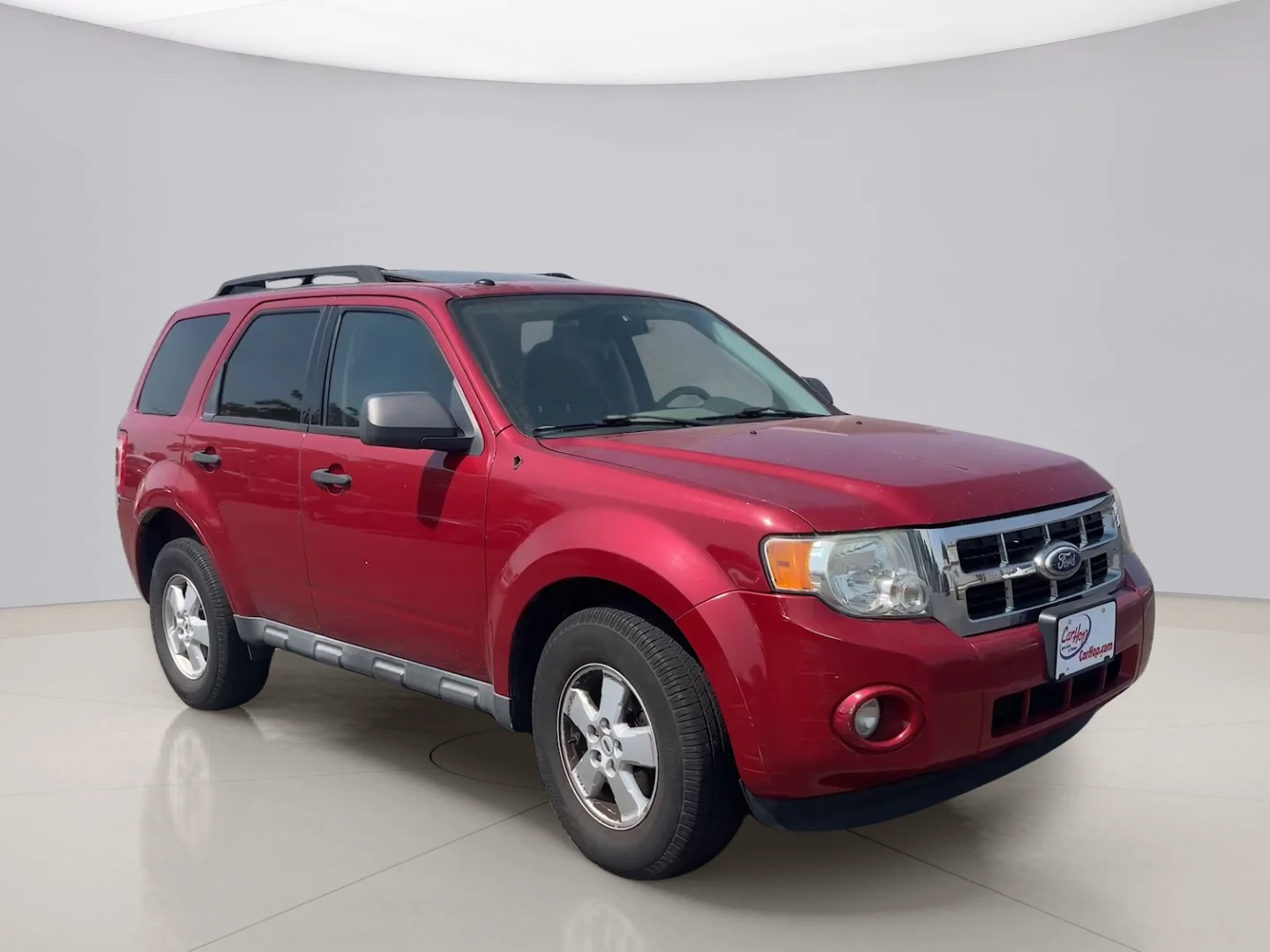 Used 2010 Red Ford XLT image 3