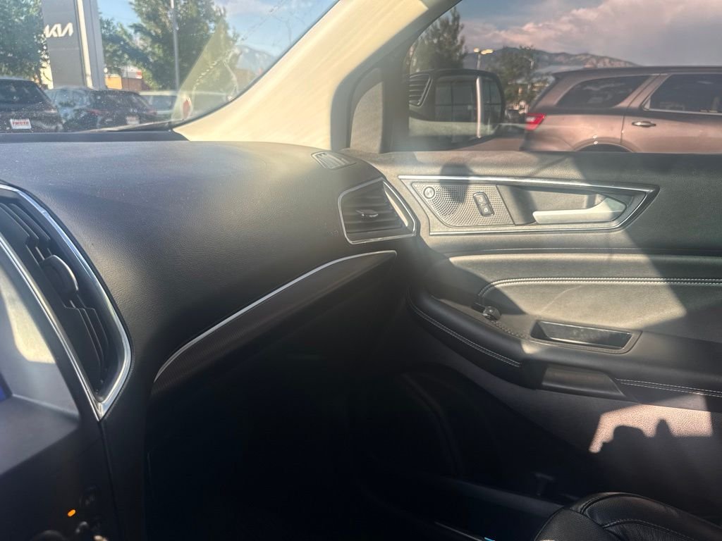 Used 2020 Gray Ford Titanium image 15