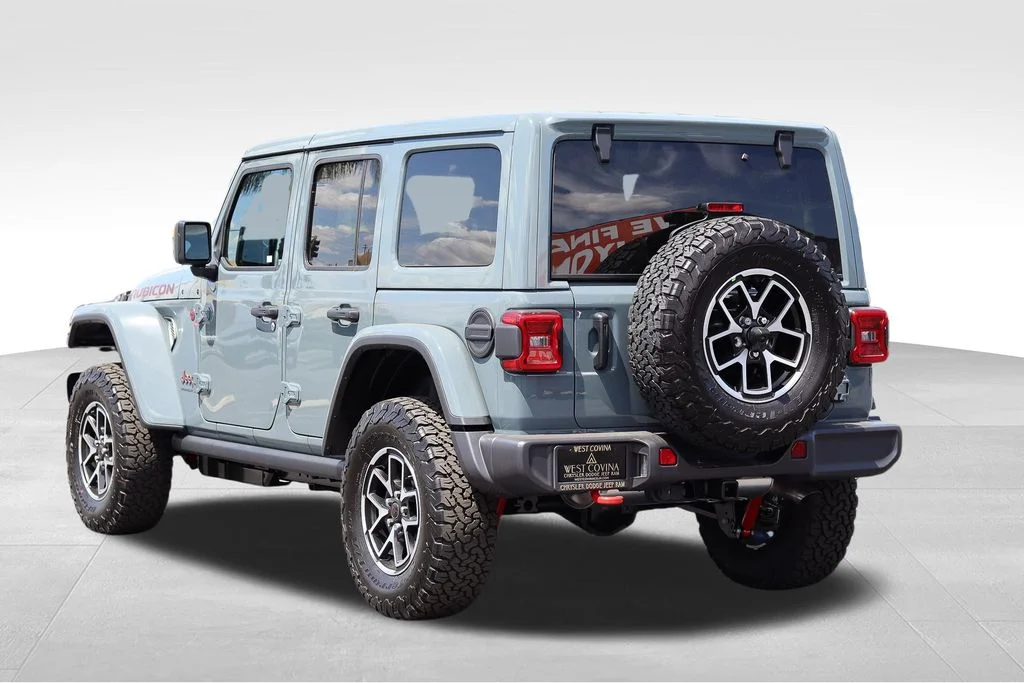 New 2026 Anvil Clear-Coat Exterior Paint Jeep Rubicon image 8