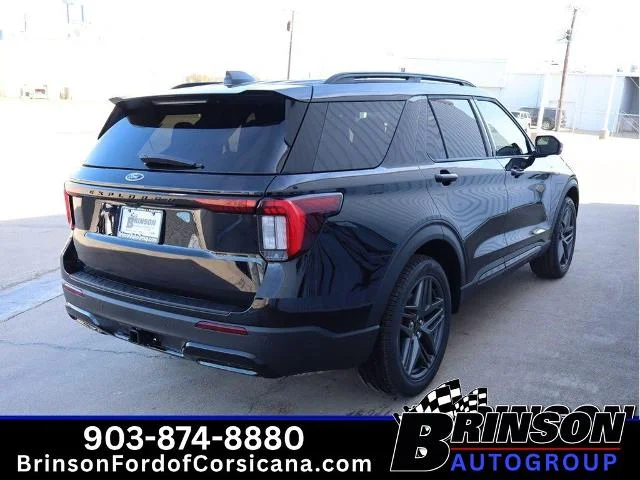 New 2026 Agate Black Metallic Ford ST-Line image 25