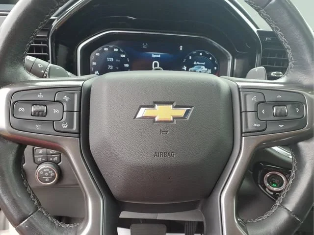 Used 2024 Iridescent Pearl Tricoat Chevrolet High Country image 12
