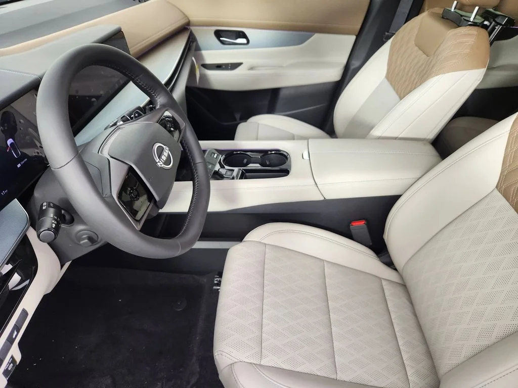 New 2026 White Nissan Platinum image 10