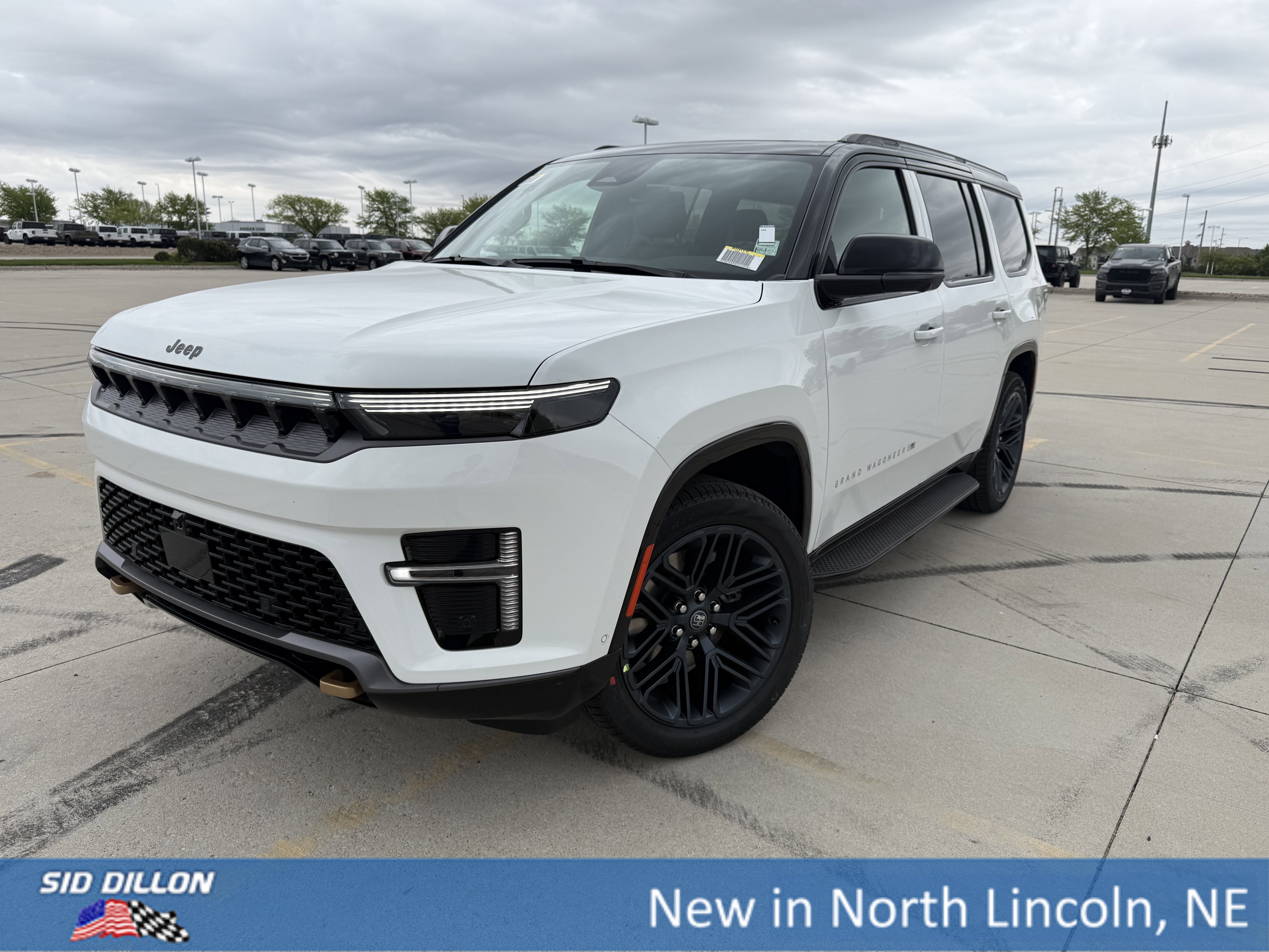 New 2026 Bright White Clear-Coat Exterior Paint Jeep 85th Anniversary image 1