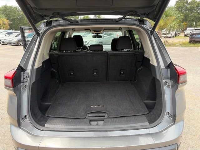 Used 2024 Gray Nissan SV image 20