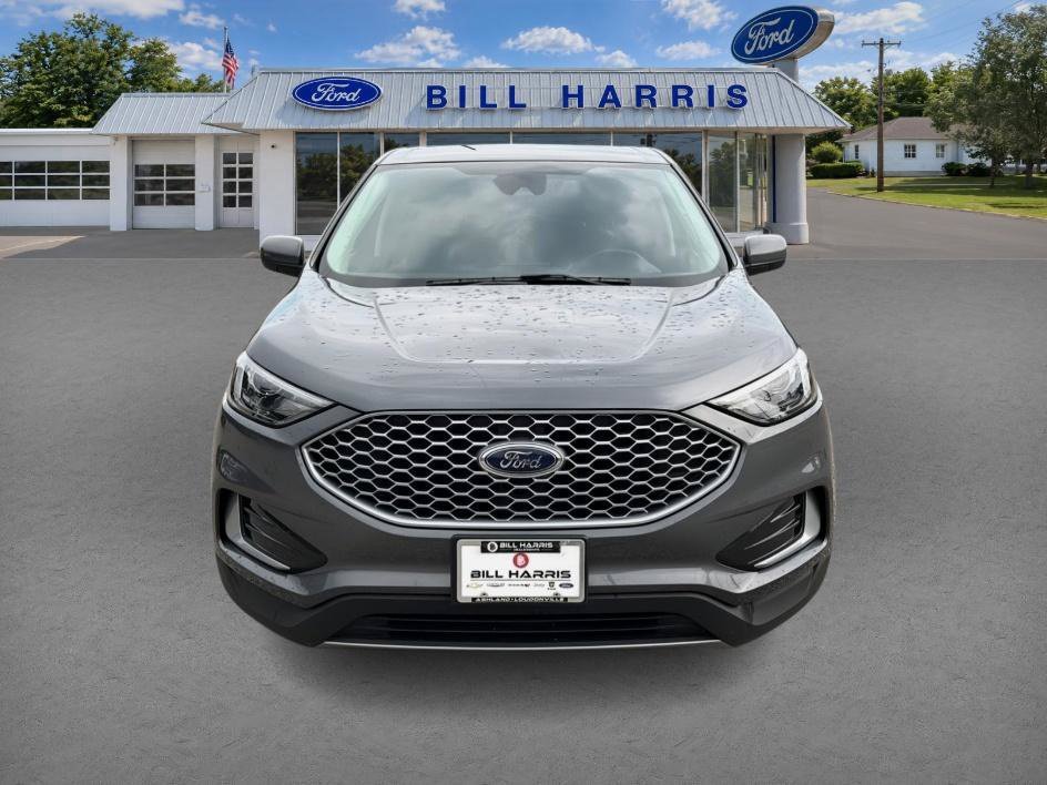 Used 2024 Gray Ford SEL image 2