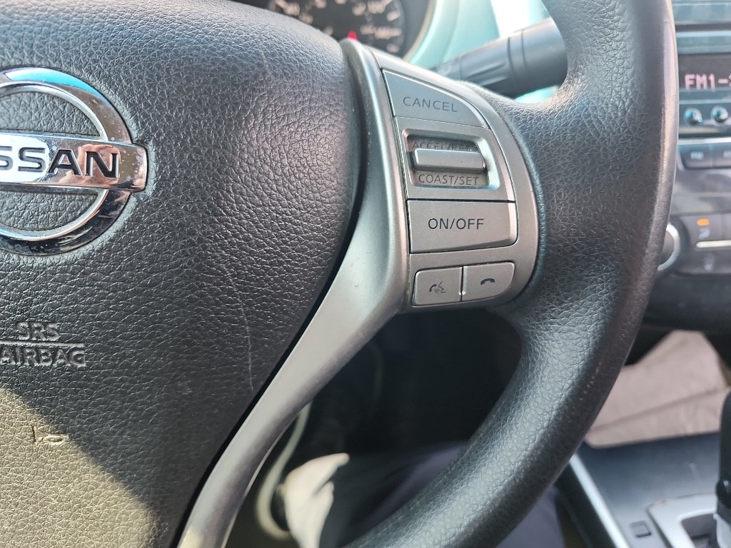 Used 2015 Super Black Nissan 2.5 S image 22
