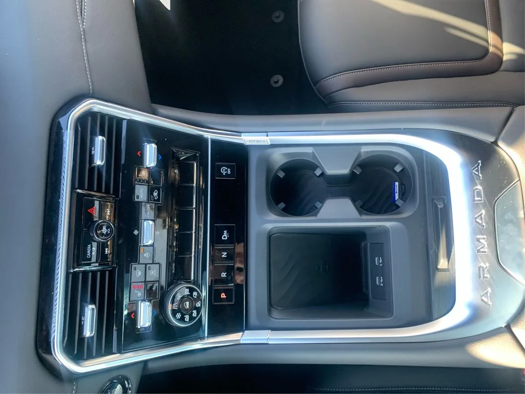 2025 Nissan Armada SL - Photo 23