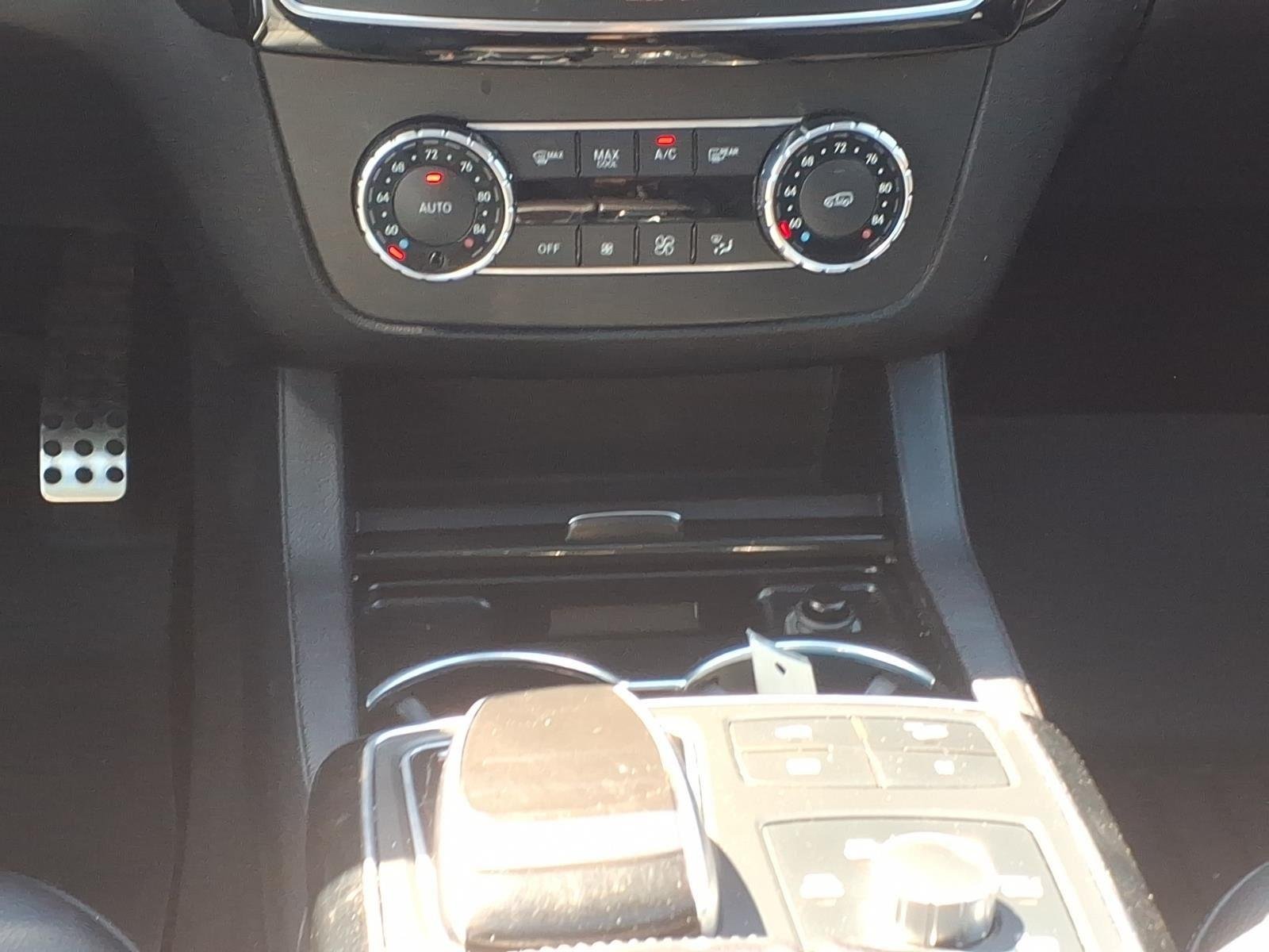 Used 2019 Selenite Grey Metallic Mercedes-Benz AMG® GLE 43 image 17
