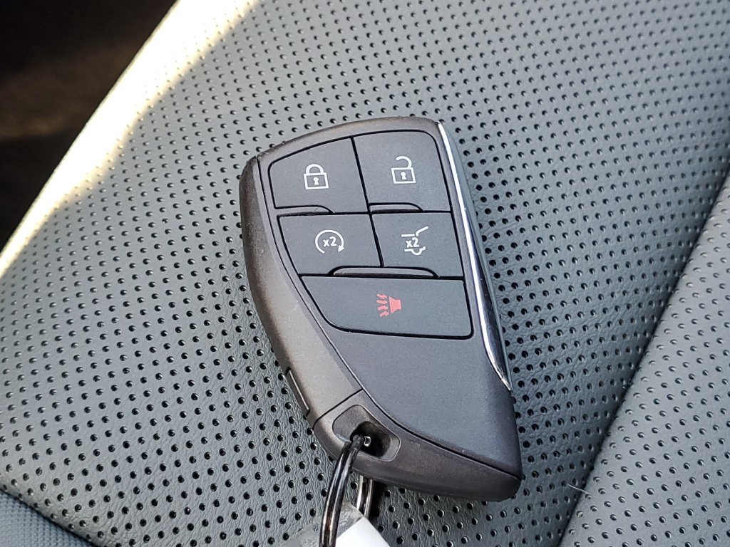 Used 2024 Black GMC AT4 image 34