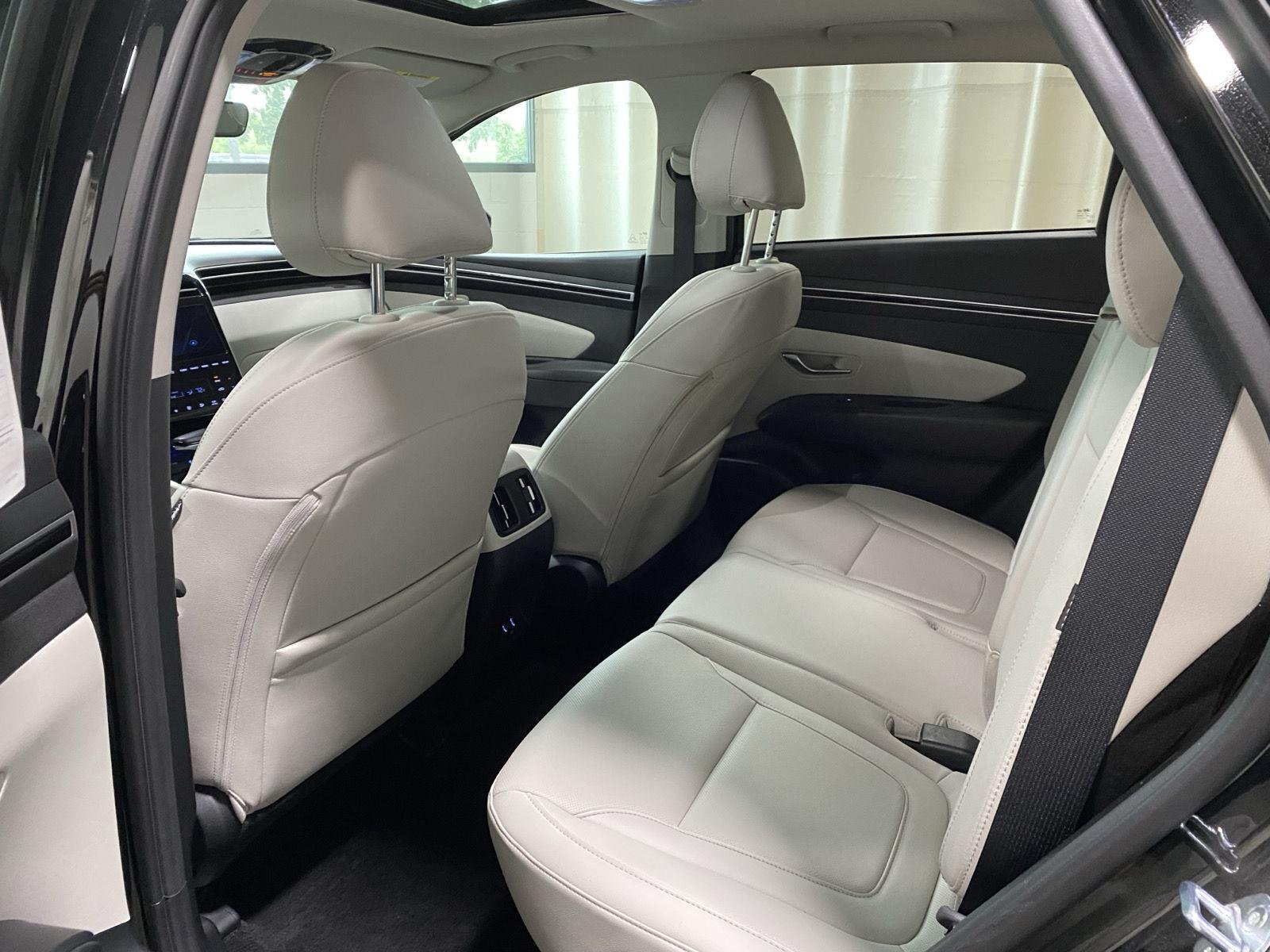 Used 2024 Black Pearl Hyundai SEL image 18