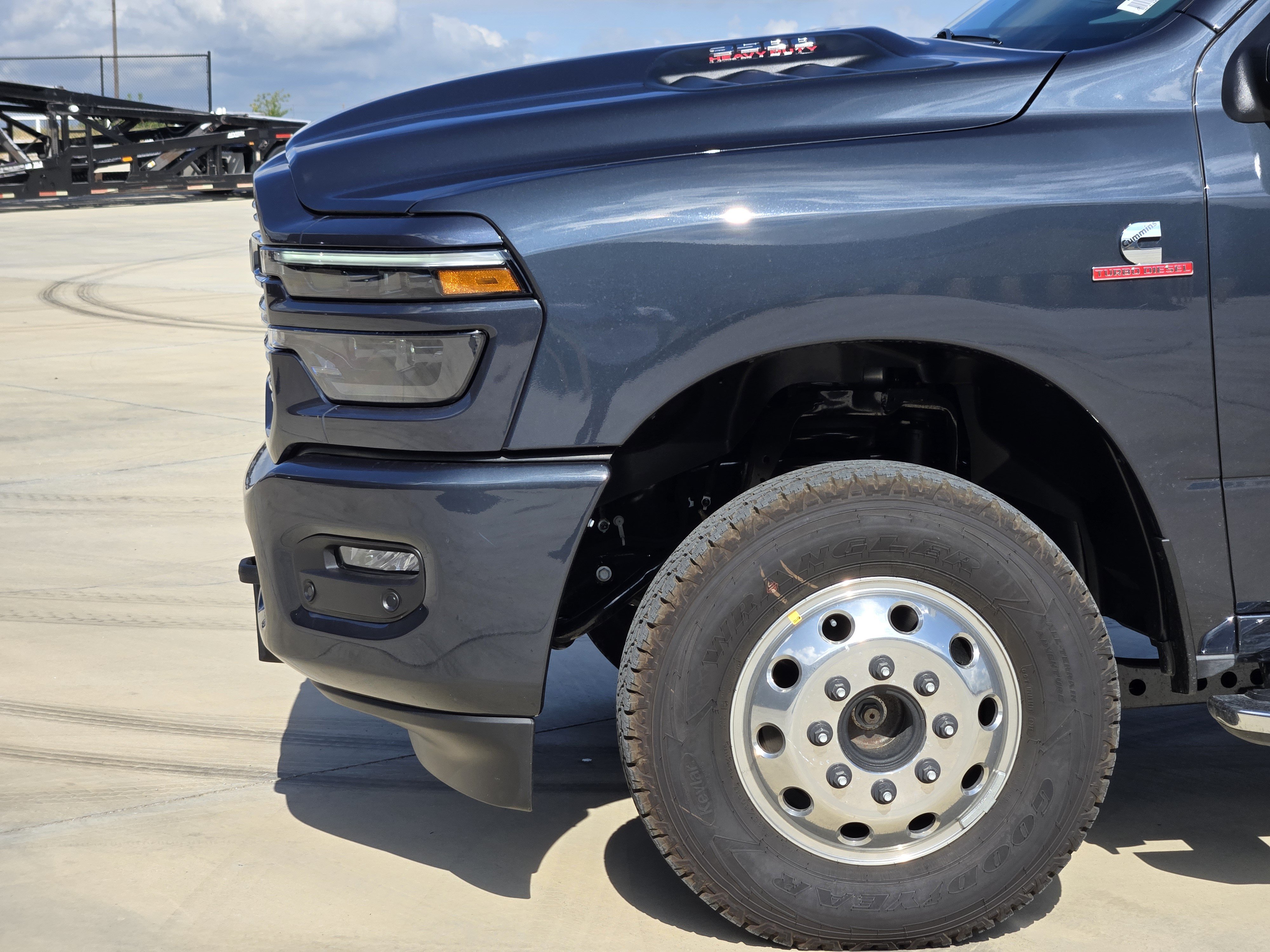 New 2026 Forged Blue Metallic Exterior Paint RAM Laramie image 6