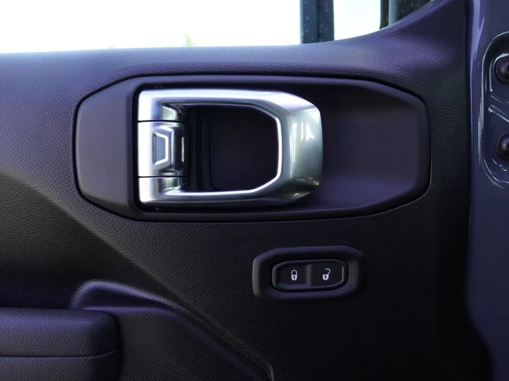 2026 Jeep Wrangler 2-Door Sport - Photo 11