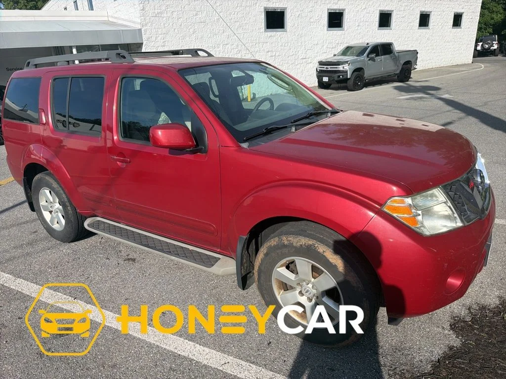 Used 2012 Red Nissan SV image 1