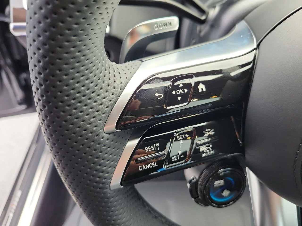 New 2026 Graphite Grey Metallic Mercedes-Benz AMG® S 63 E 4MATIC® Sedan image 27