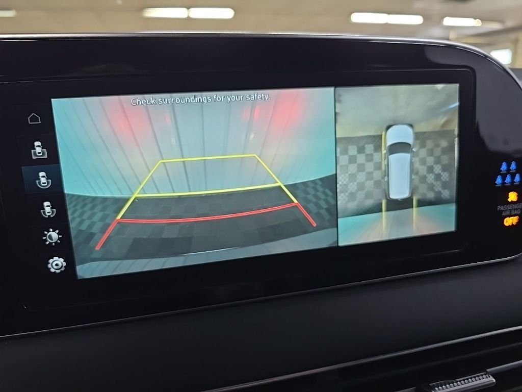 Used 2022 Gray Hyundai Limited image 19