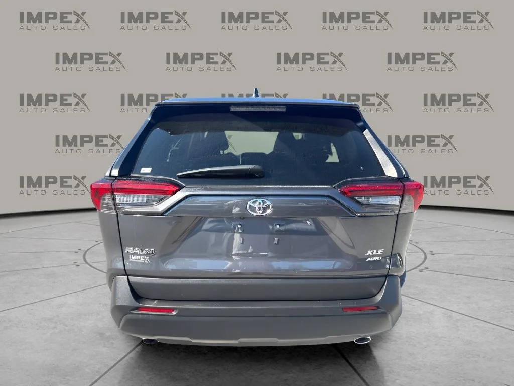 Used 2023 Gray Toyota XLE image 4