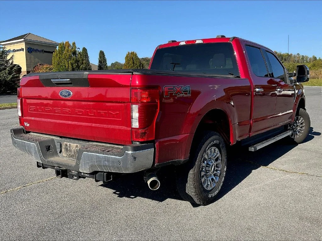 Used 2020 Rapid Red Metallic Tinted Clearcoat Ford XLT image 4