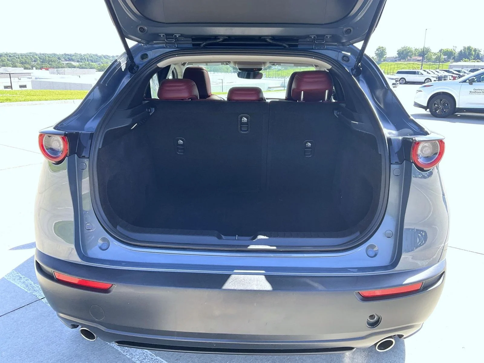 Used 2025 Gray Mazda 2.5 S Carbon Edition image 9