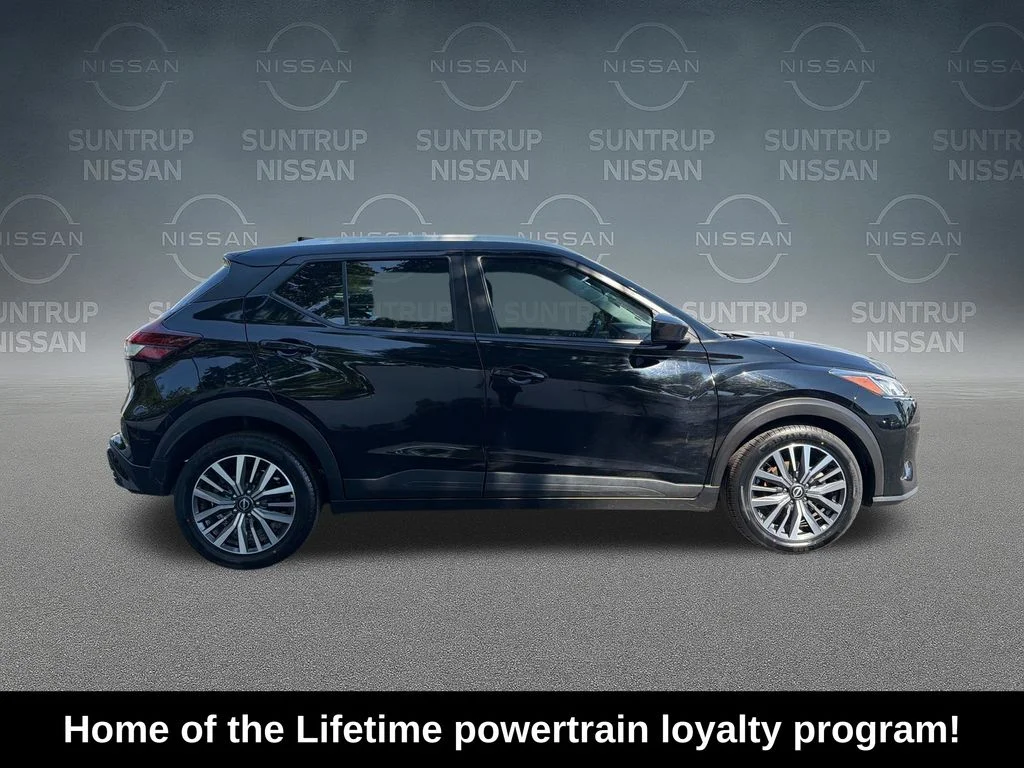 Used 2023 Black Nissan SV image 7