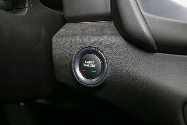 Used 2024 Silver GMC SLE image 27