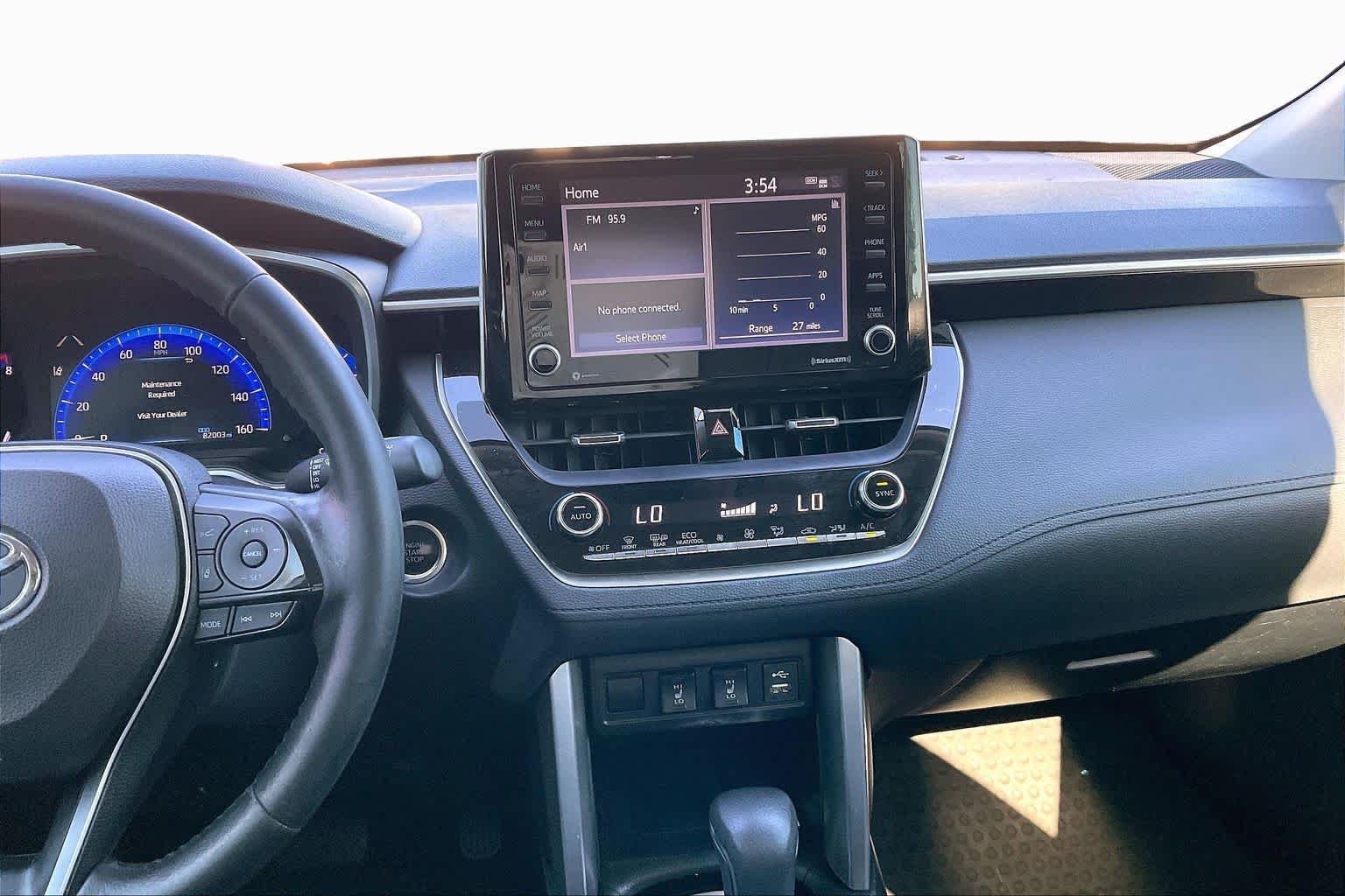 Used 2022 Wind Chill Pearl Toyota XLE image 6