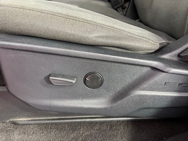 Used 2023 Red Ford XLT image 19