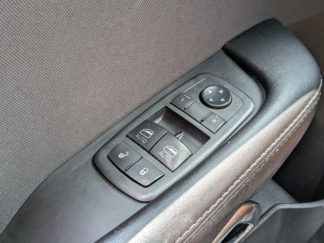 Used 2019 Red Dodge SXT image 21
