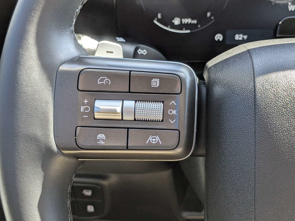 Used 2026 Silver Hyundai SEL image 32
