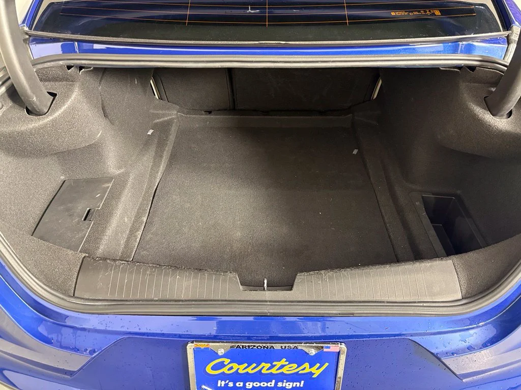 Used 2020 Blue Cadillac Luxury image 22