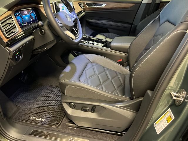 New 2026 Green Volkswagen 2.0T SE w/Technology image 7