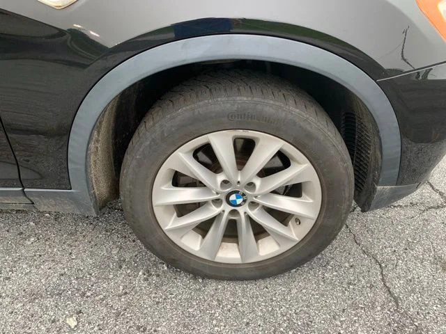 Used 2014 Black BMW xDrive28i image 10