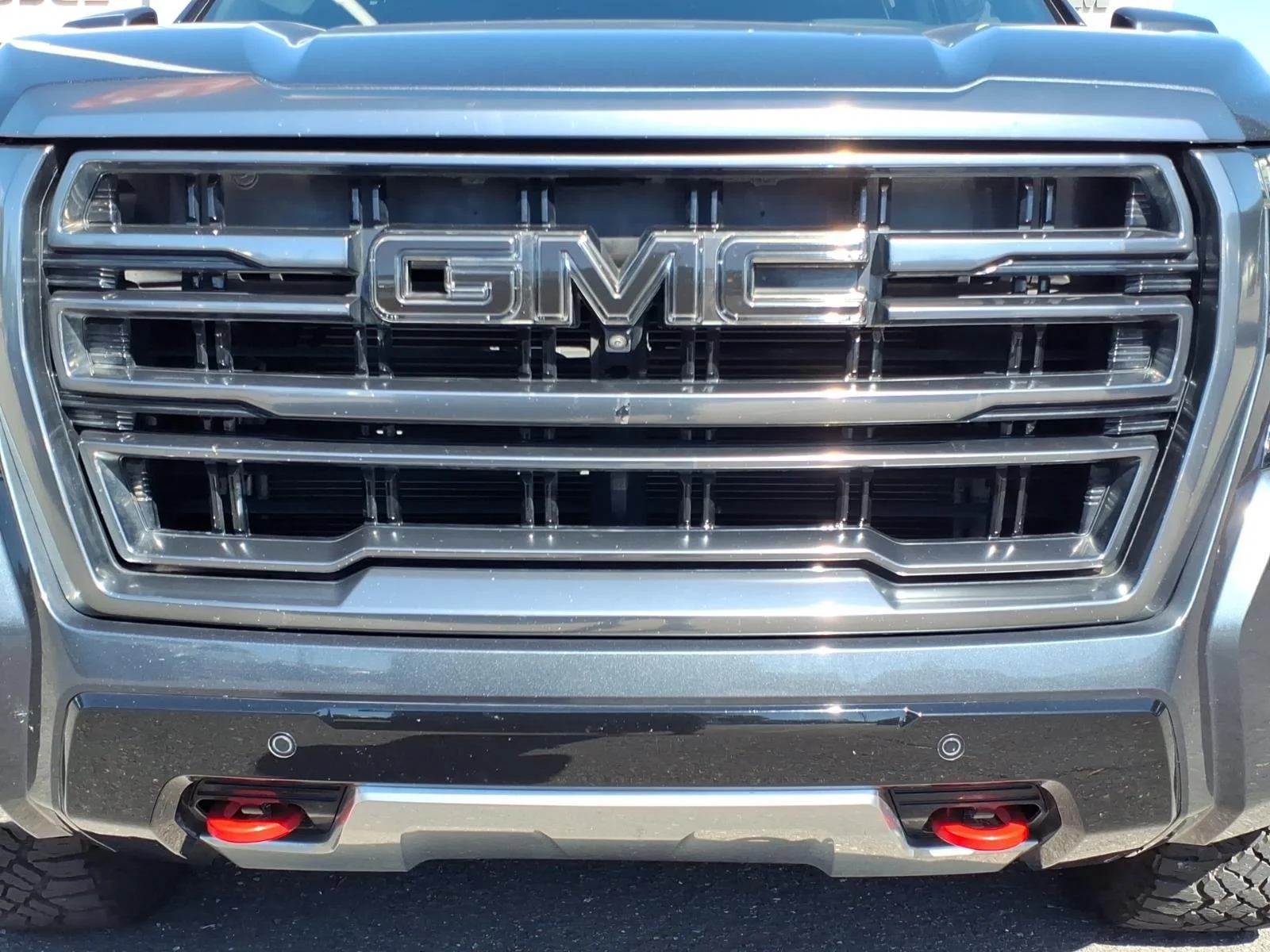 Used 2021 Dark Sky Metallic GMC AT4 image 14