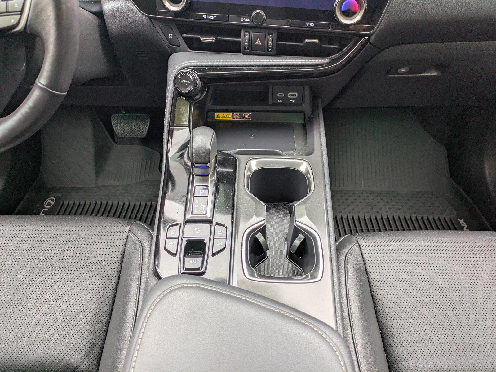 Used 2025 Nori Green Pearl Lexus NX 350 Premium image 19