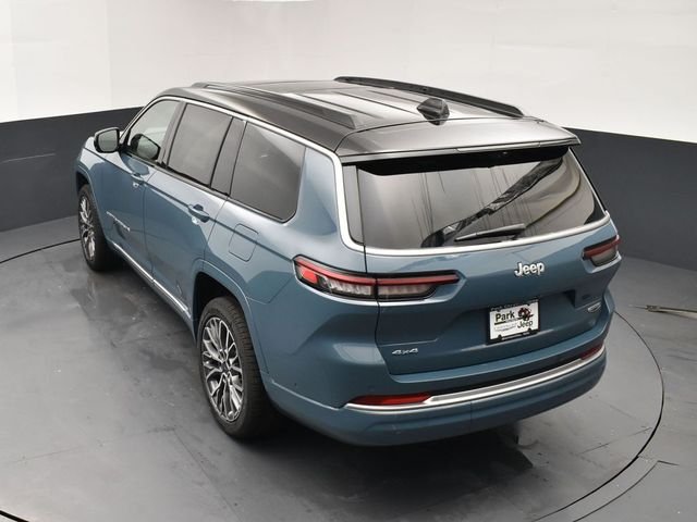 New 2026 Steel Blue Exterior Paint Jeep Summit image 16