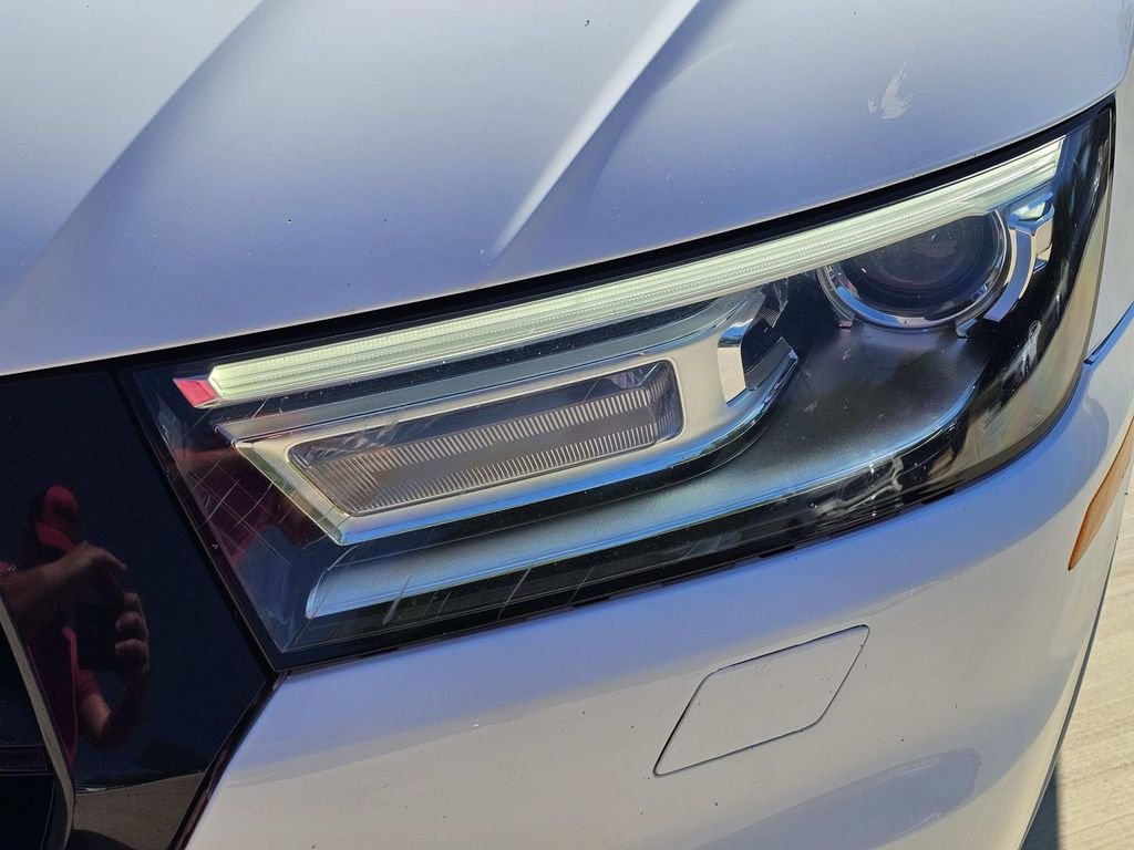 Used 2020 White Audi Premium image 5
