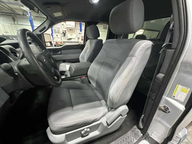 Used 2013 Silver Ford XL image 17