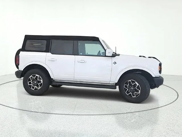 Certified Used 2023 Oxford White Ford Outer Banks image 7