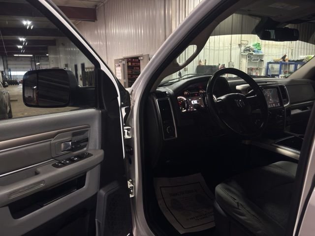 Used 2014 White Ram Big Horn image 17