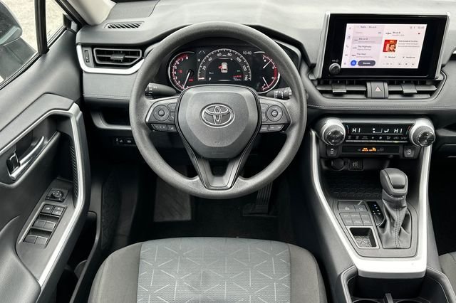 Used 2025 Silver Toyota XLE image 18