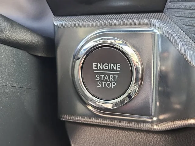 Used 2025 Gray Ford Raptor image 29