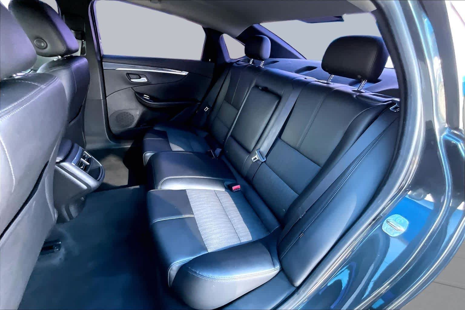 Used 2019 Nightfall Gray Metallic Chevrolet LT image 19