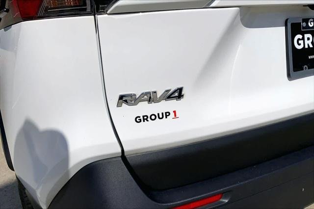 Certified Used 2022 ICE CAP Toyota  image 33