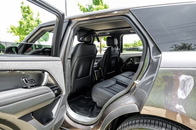New 2026  Land Rover SE image 48