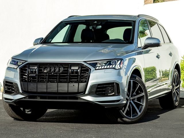 Used 2023 Satellite Silver Audi 55 Premium Plus image 1